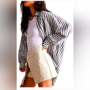 We the Free Midnight Sun Mid Rise Skort